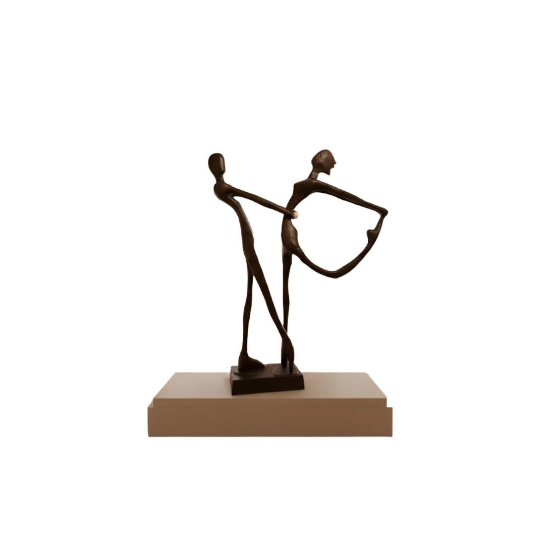 PHONE Amantes Dancing Courtyard Big Sculpture for Homes