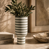 Varia Sculptural Vase Ash/Black - AYTM (view 2)