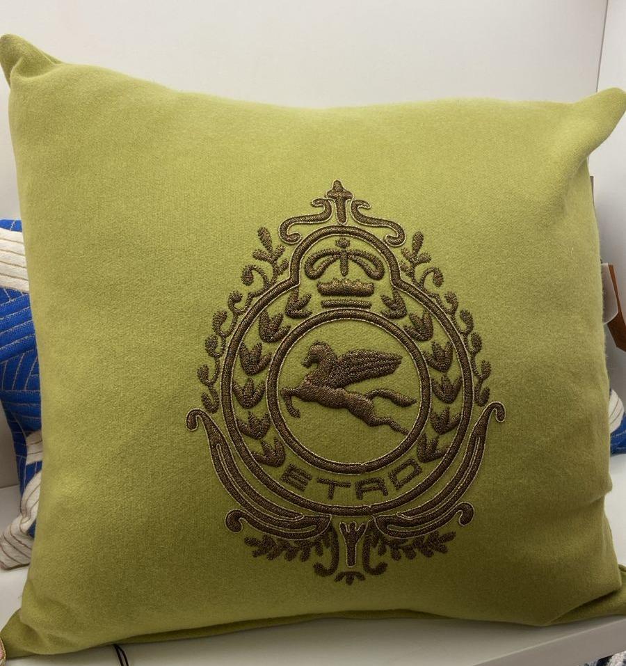 Crest Embroidered Cushion 2 Pc Set-Parrot Green - Etro