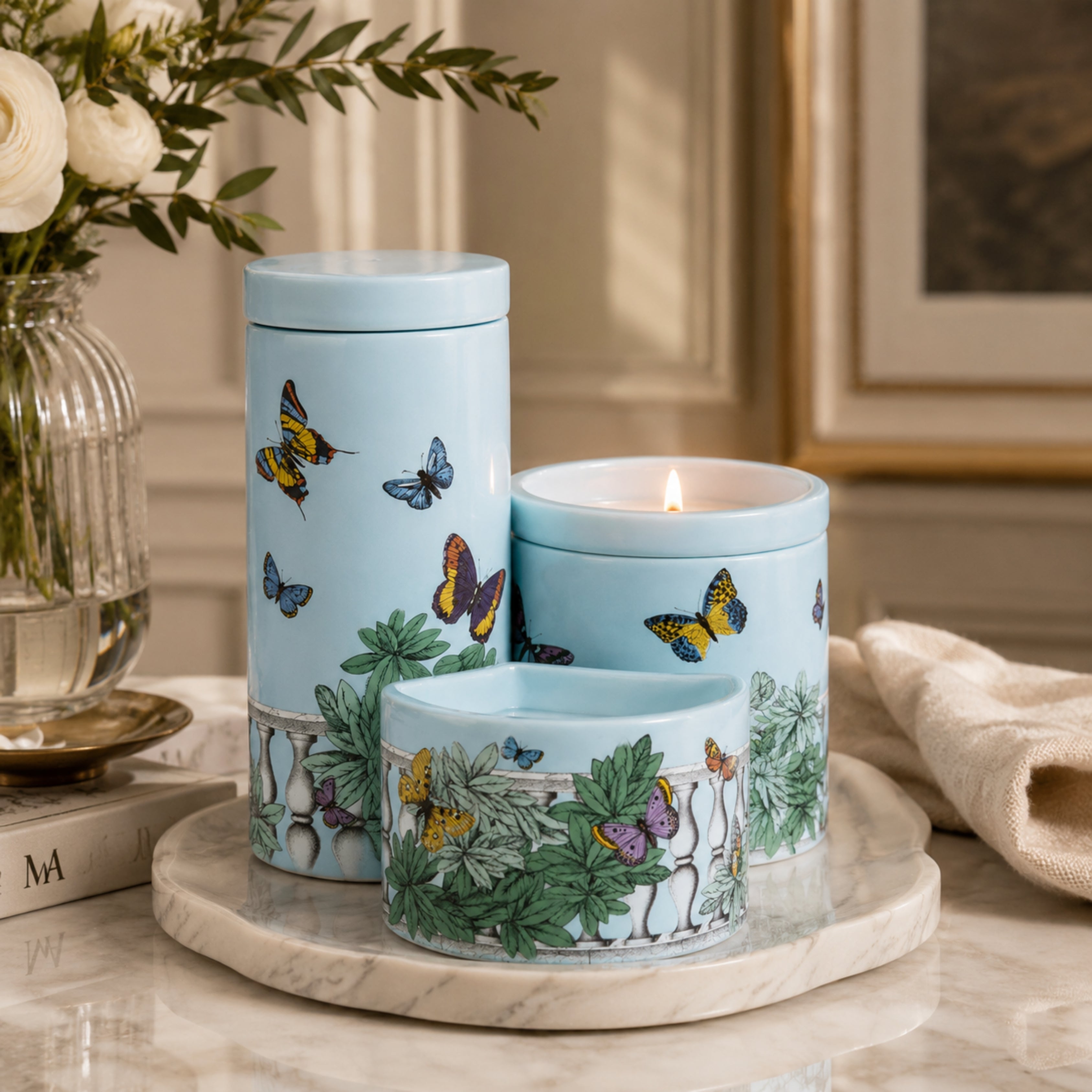 Nel Mentre Triptych Scented Candle Farfalle Balaustra - Fragrance Giardino Segreto - Fornasetti (view 2)