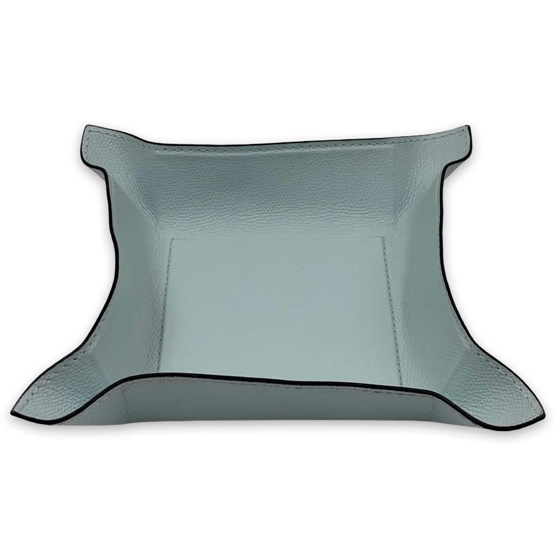 Jack Valet Tray Square Medium
Printed Calfskin Golf: Sky
Stitching: Sky