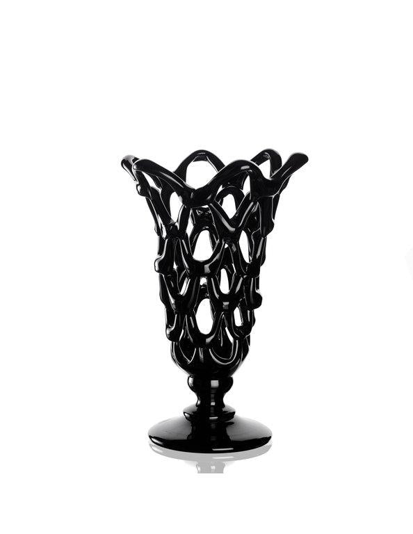 Arabesque black vase