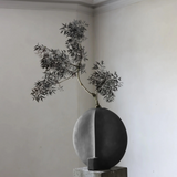Guggenheim Vase - Big Dark Grey