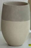 ROUND VASE EXTRA WHITE + ENGOBE W22